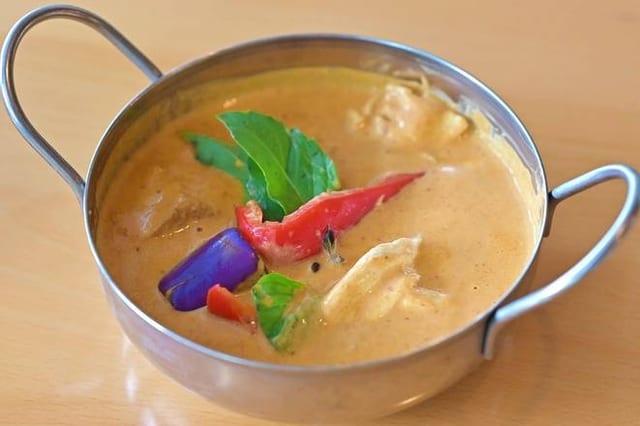 TrayC - Red Curry.